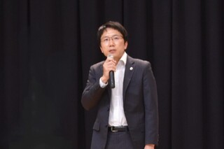 弁護士 小森様